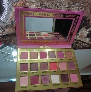 Lime crime venus xl eyeshadow palette